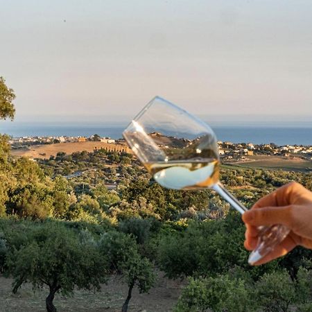 Sulla Valle Agrigento Esterno foto